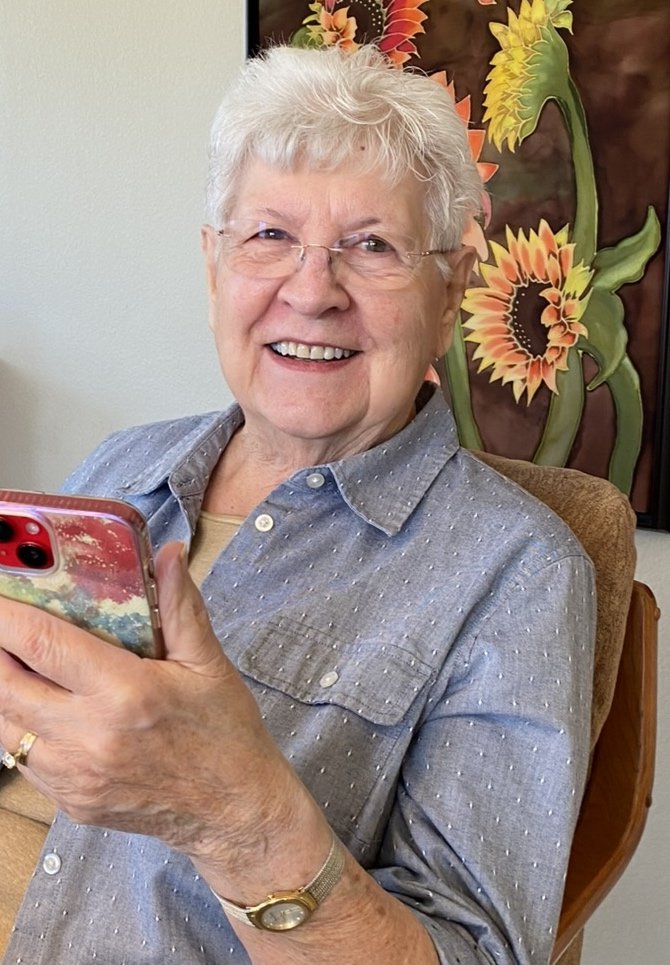 Portrait of artist Jane Fink